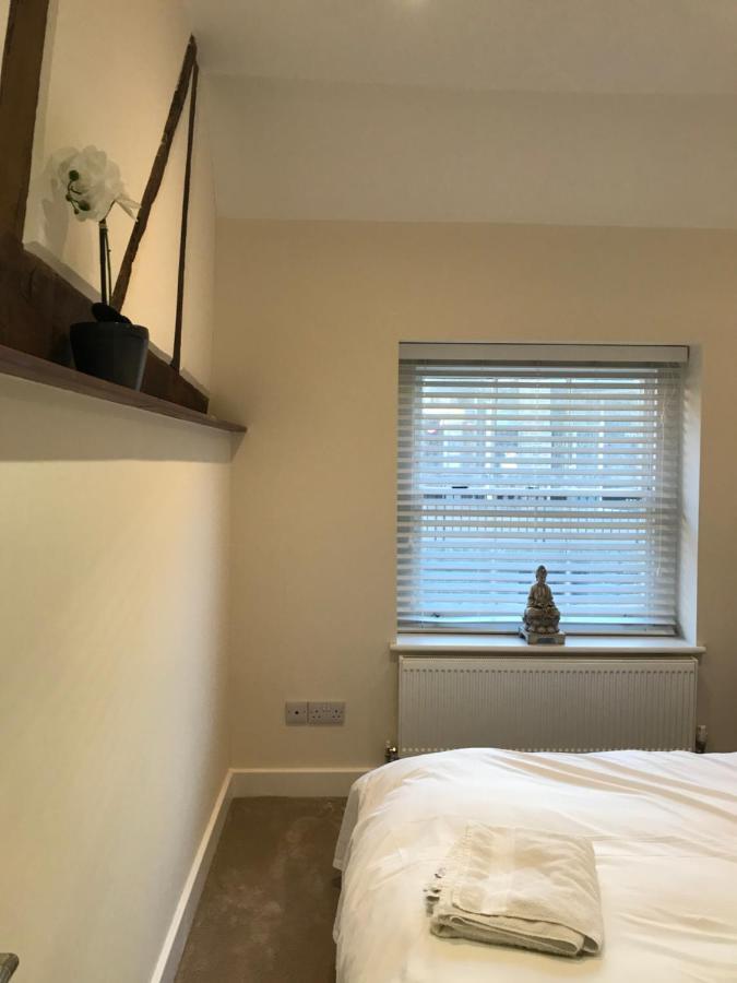 The Warren @ Short Stays Basingstoke Exterior foto
